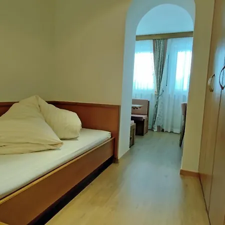 Zebru Hotel 4*