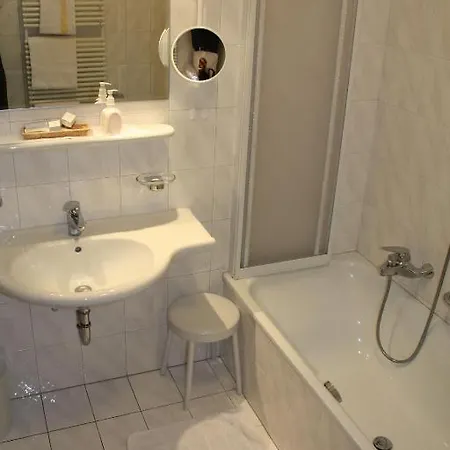 Zebru Hotel